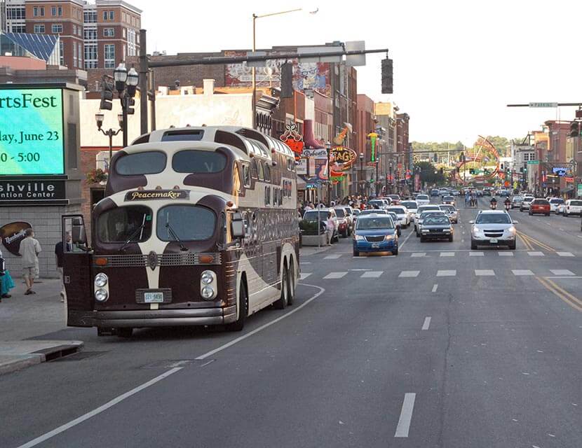 Дома на колесах: удивительный сухопутный лайнер «Миротворец»