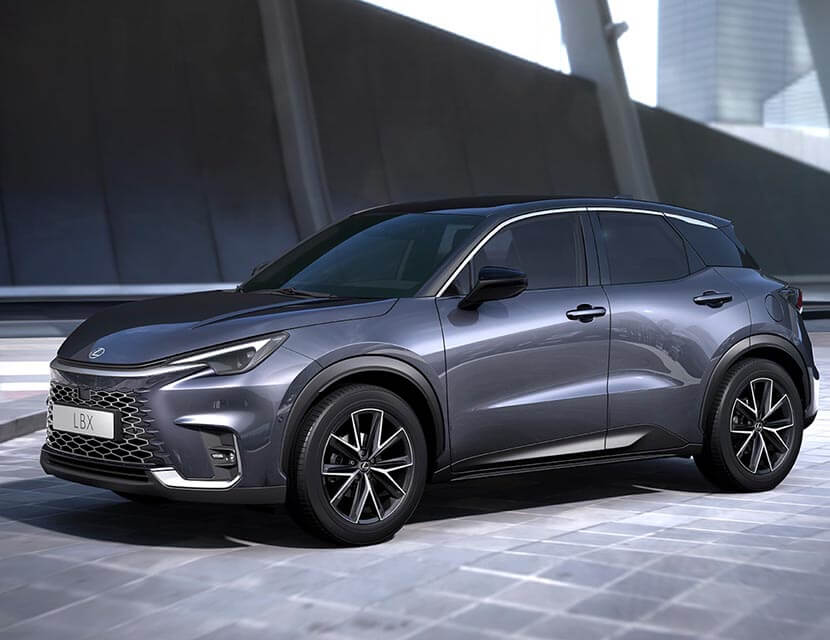 Новый Lexus LBX, велосипед Aston Martin и суперпикап Toyota