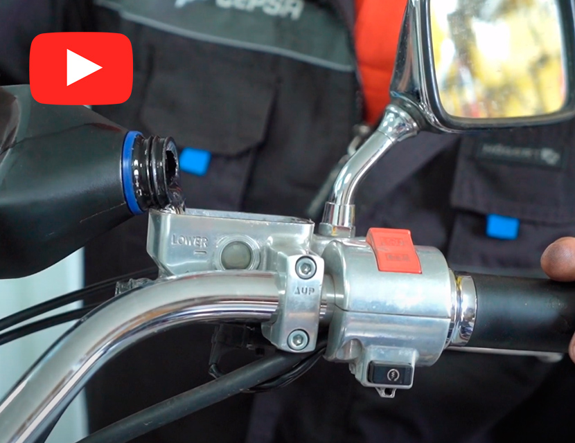 Замена тормозной жидкости в мотоцикле