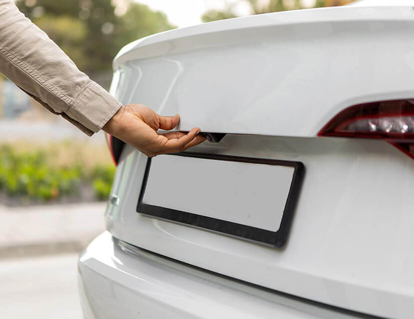 Знаете ли вы, как открыть багажник изнутри авто