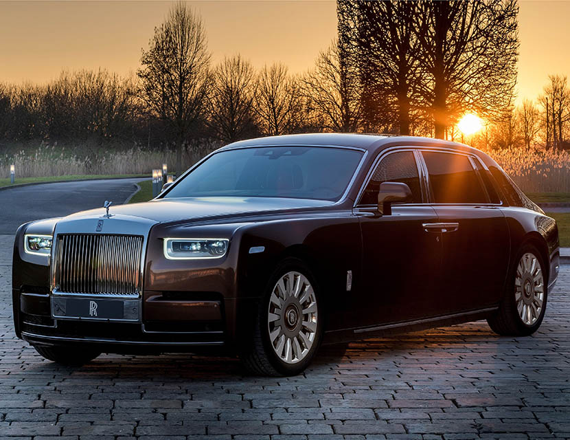 Апокалиптический Rolls-Royce, белорусский электрокар и китайская альтернатива Largus