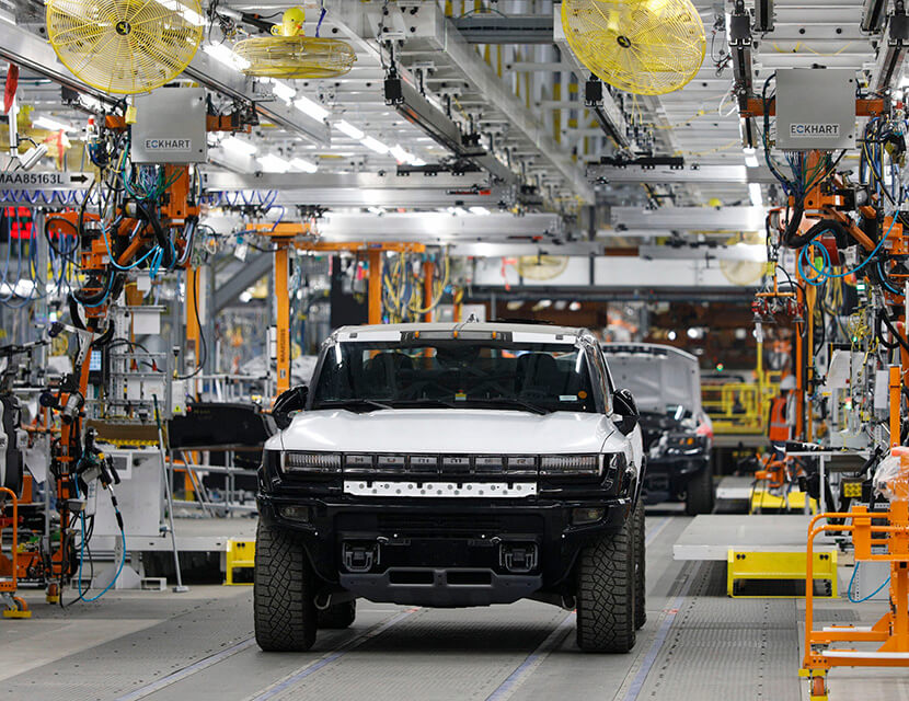 Летим вниз: статистика продаж новых авто в 2022 году в Беларуси