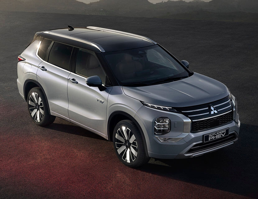 Mitsubishi Outlander PHEV, Skoda Elroq и летающее такси Toyota Joby