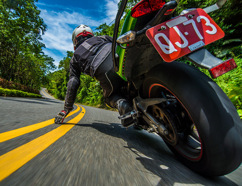 Знаете ли вы, как правильно тормозить на мотоцикле?