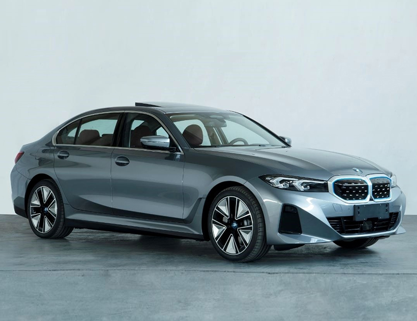 «Двоечник» Renault, по 400 долларов каждому водителю в США