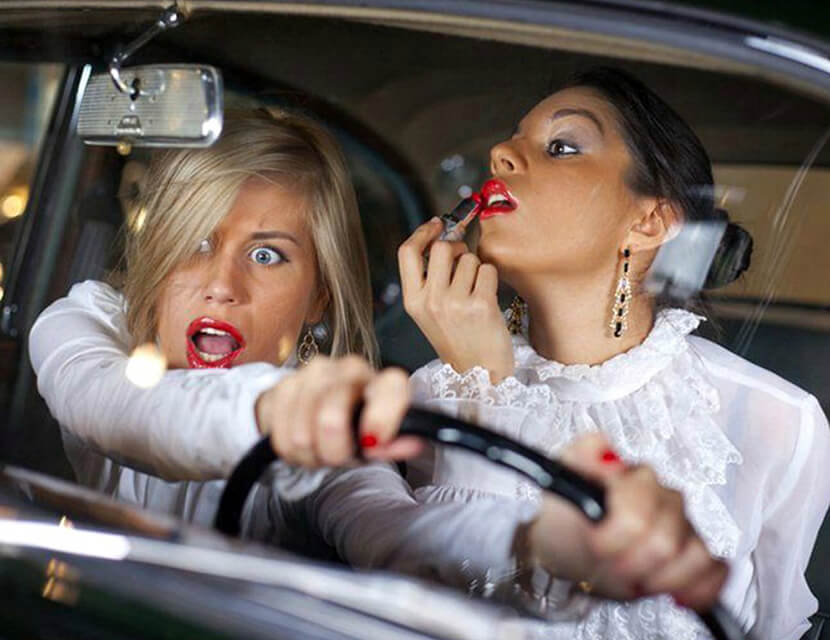 Осторожно, невнимательный водитель: что его отвлекает 