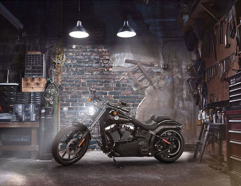 Готовимся к открытию мотосезона: снимаем байк с хранения