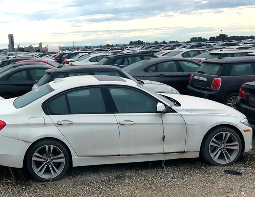 Кладбище новых BMW, автопилот-спаситель и отказ от Logan