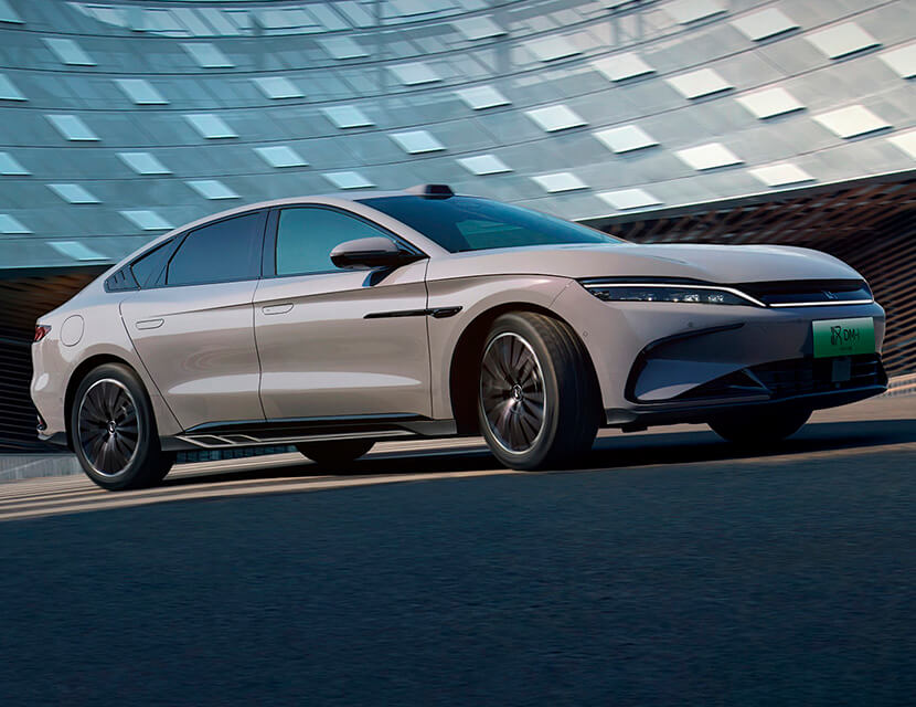 Новые BYD Han и Skoda Elroq, рестайлинг Hyundai Alcazar