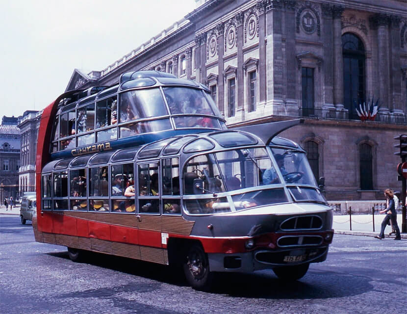 Необычные автобусы: машины с панорамными стеклами