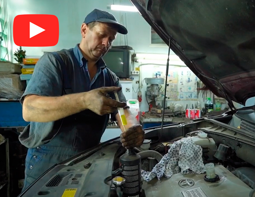 Замена тормозной жидкости в Toyota Highlander Hybrid