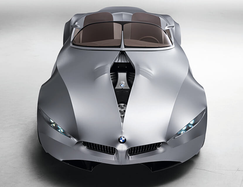 Не только металл: автомобили из пластика и ткани