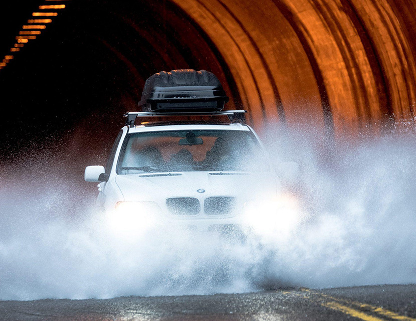 Осенние лужи – опасность для автомобилиста