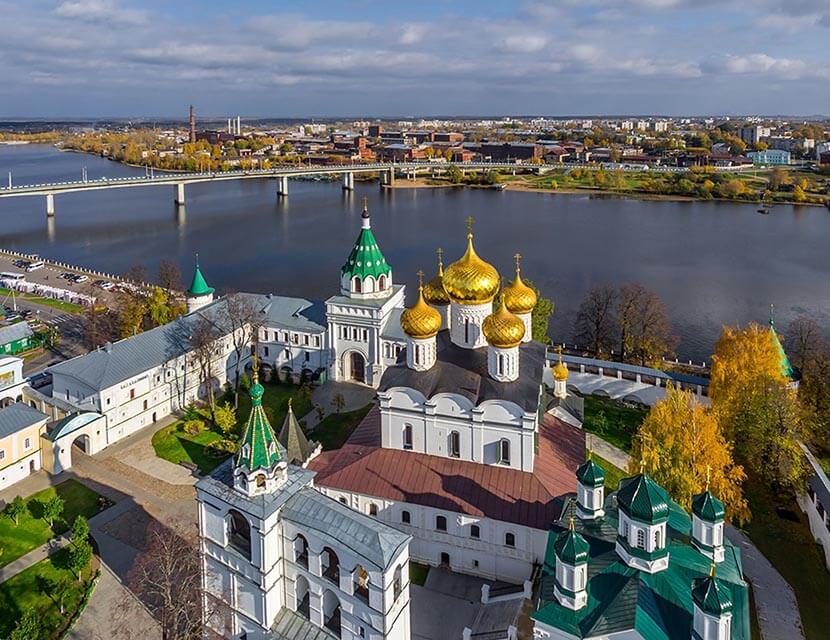 Путешествуем по России. Кострома