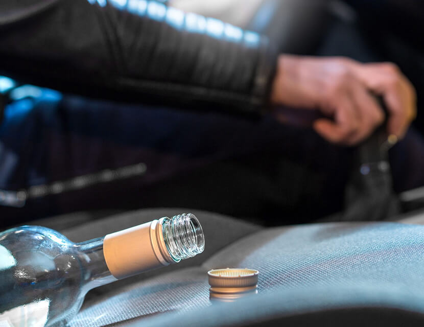 Пятьдесят грамм: можно ли заливать водку в бензобак