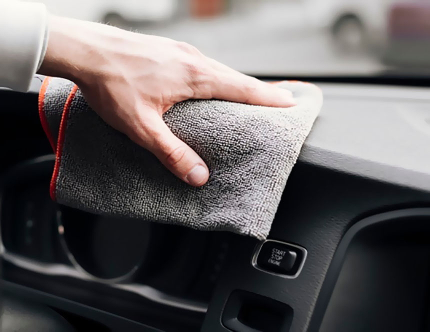 История без пятен. Наводим чистоту в салоне авто