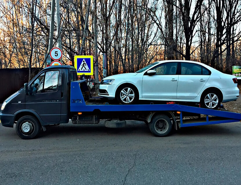 Повреждение авто при эвакуации – кто понесет ответственность